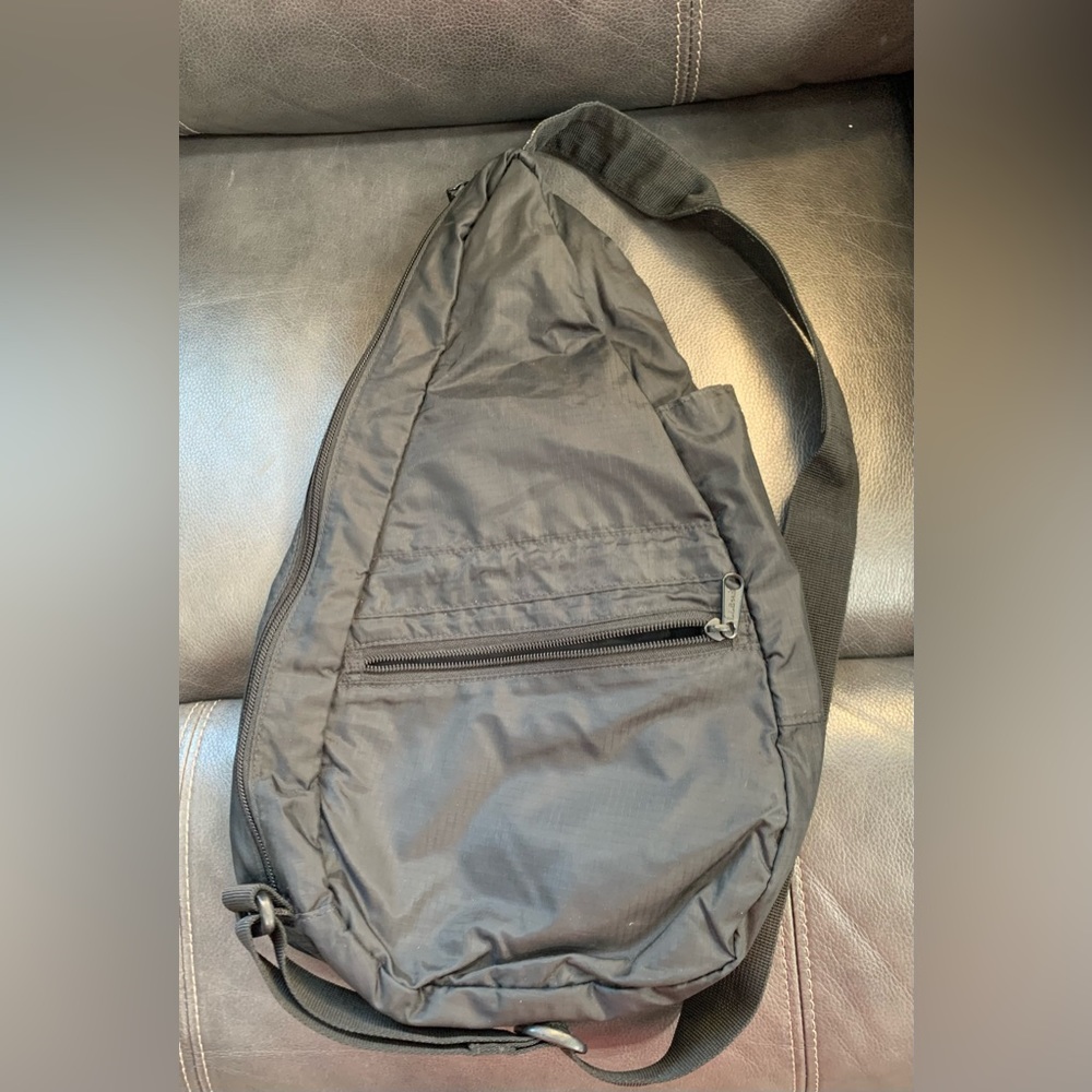 L.L. Bean healthy back bag- black